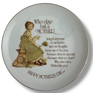 Holly Hobbie Commemorative Edition Genuine Porcelain Collective Plate